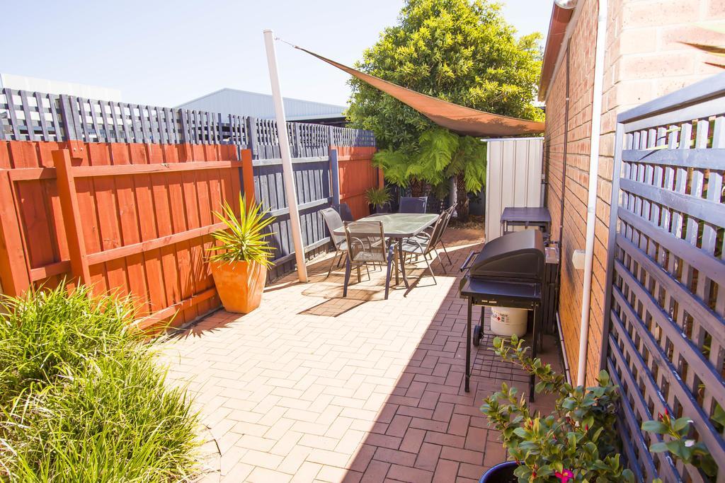 Colonial Motor Inn Bairnsdale Golden Chain Property Eksteriør billede