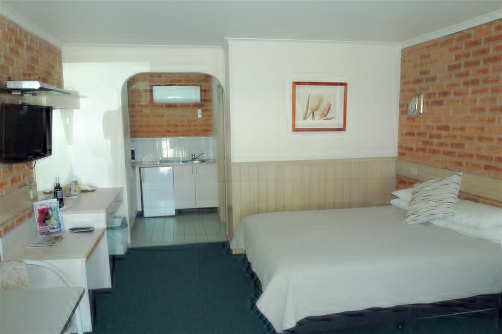 Colonial Motor Inn Bairnsdale Golden Chain Property Værelse billede