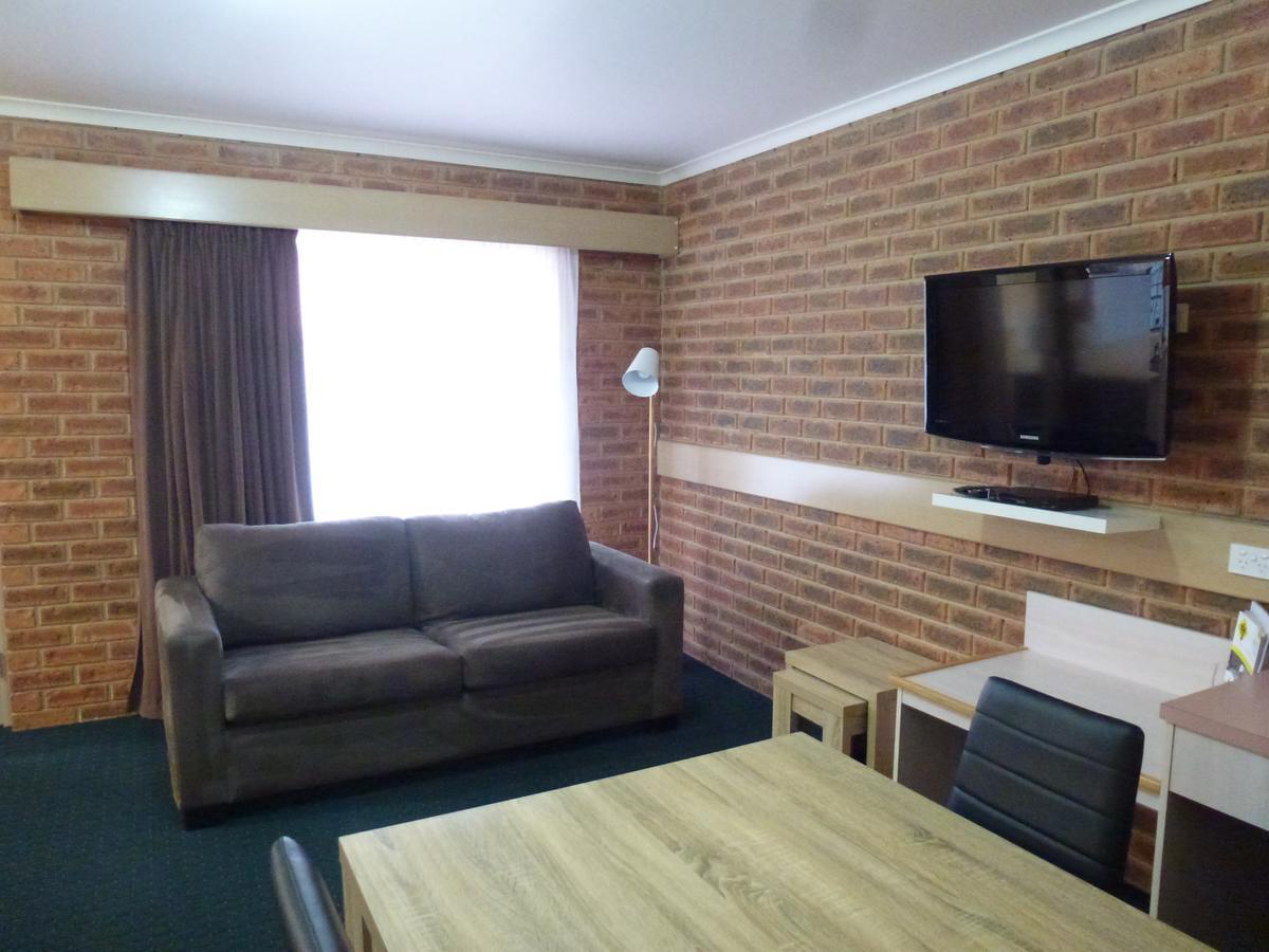 Colonial Motor Inn Bairnsdale Golden Chain Property Eksteriør billede