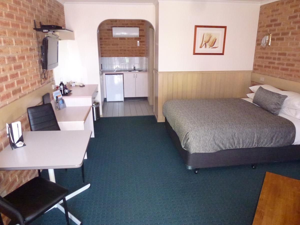 Colonial Motor Inn Bairnsdale Golden Chain Property Eksteriør billede