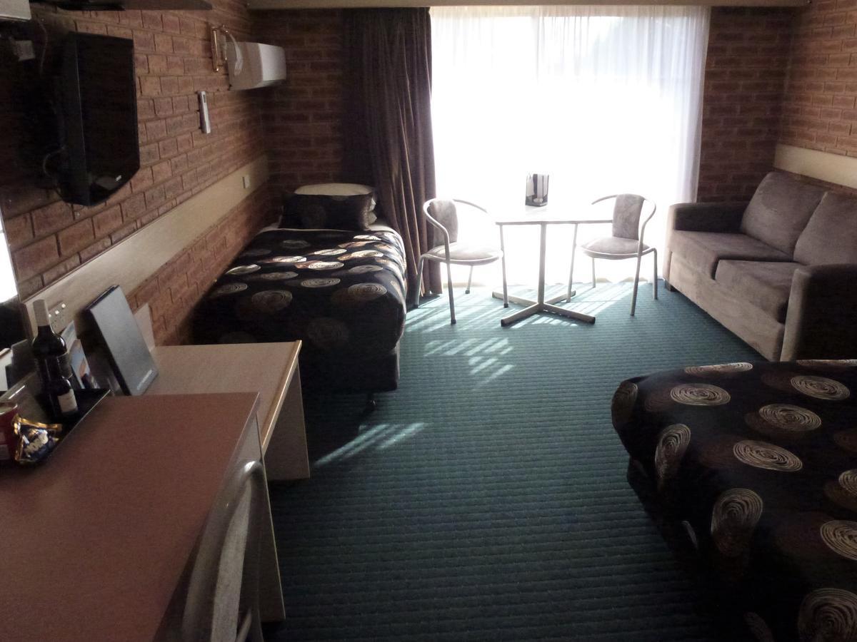 Colonial Motor Inn Bairnsdale Golden Chain Property Eksteriør billede