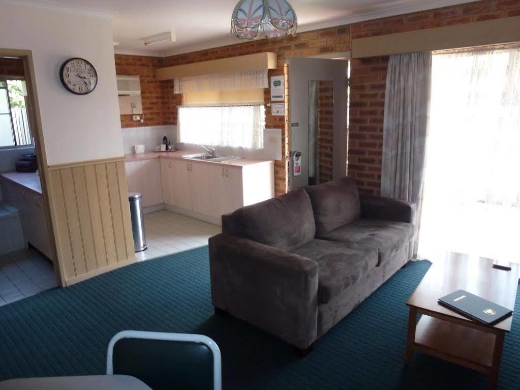 Colonial Motor Inn Bairnsdale Golden Chain Property Eksteriør billede