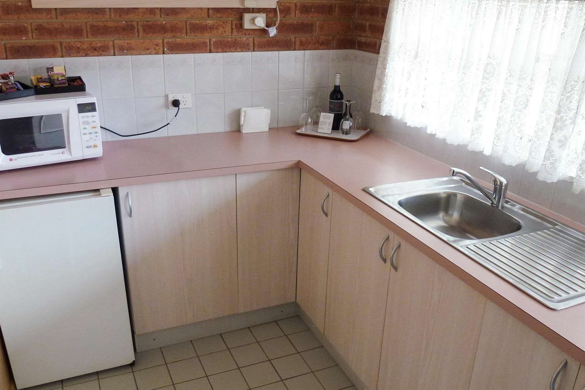 Colonial Motor Inn Bairnsdale Golden Chain Property Eksteriør billede