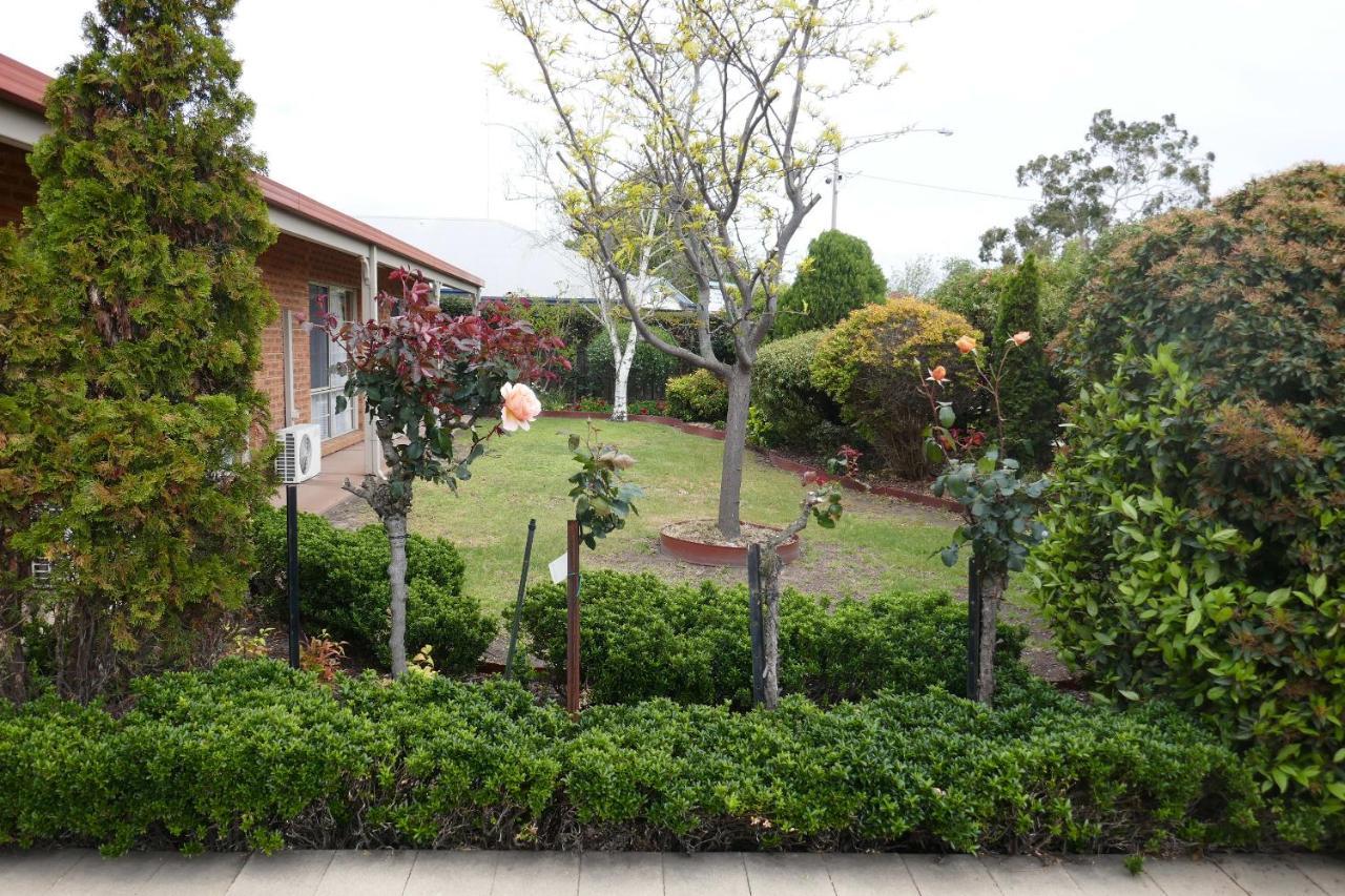 Colonial Motor Inn Bairnsdale Golden Chain Property Eksteriør billede