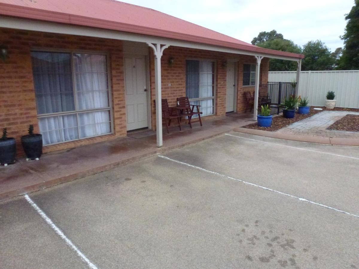 Colonial Motor Inn Bairnsdale Golden Chain Property Eksteriør billede